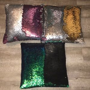 Sequence pillows